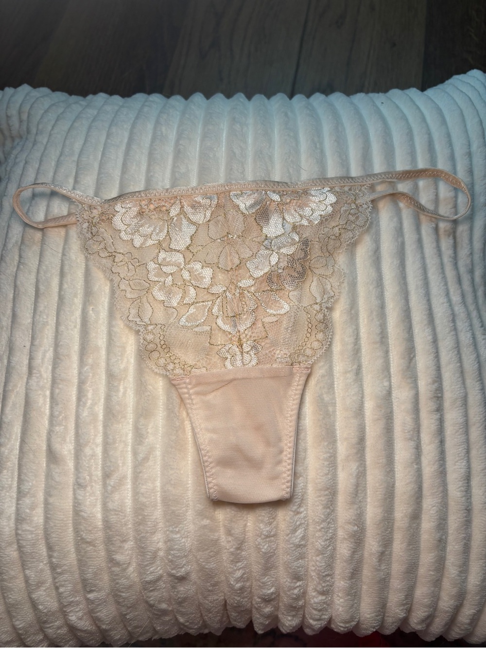 Victoria's Secret Sheer Floral Lace Thong - Light Pink